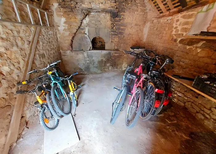 La Closerie De La Vergee * Saint-Aubin-Fosse-Louvain